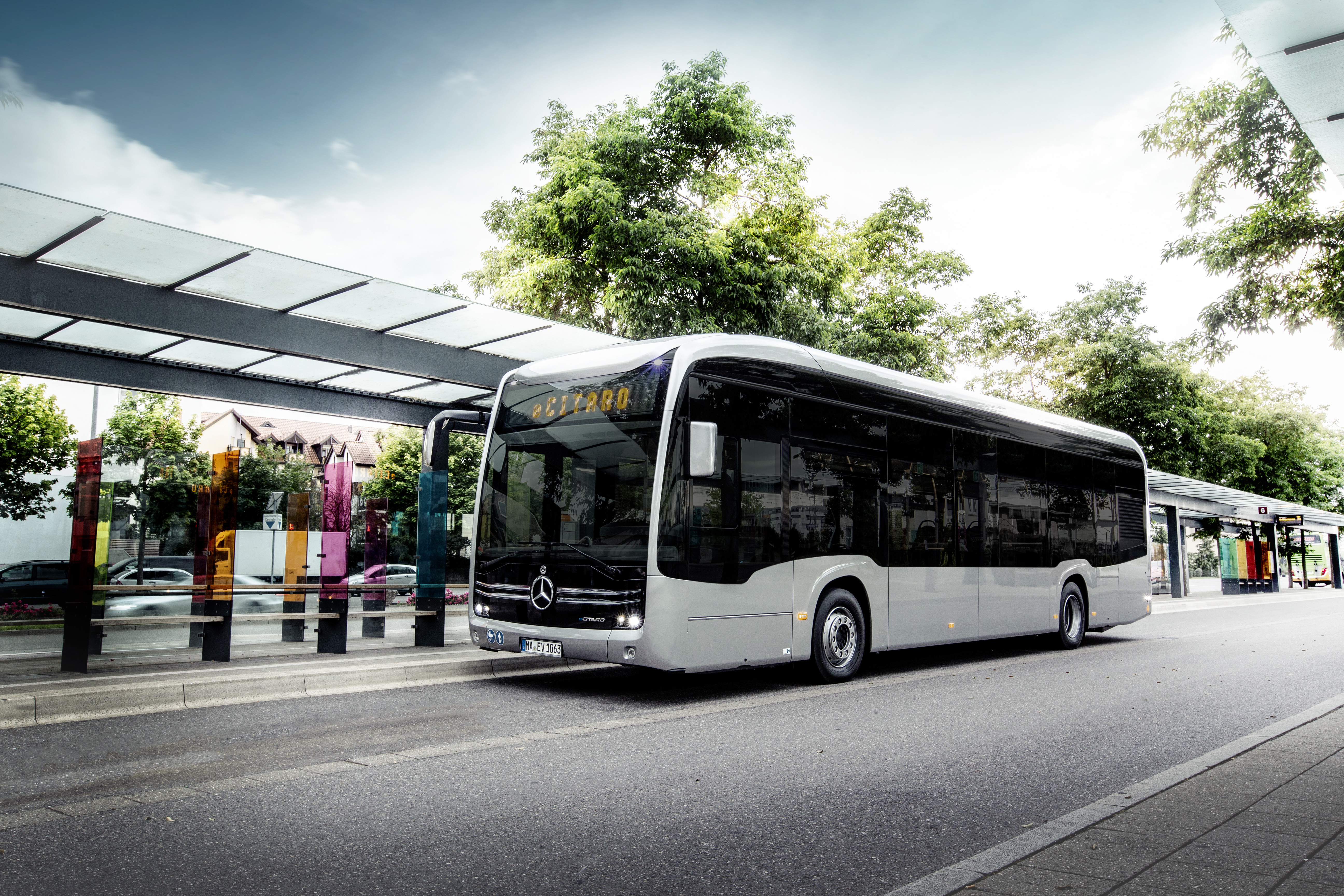 mercedes electric bus ecitaro