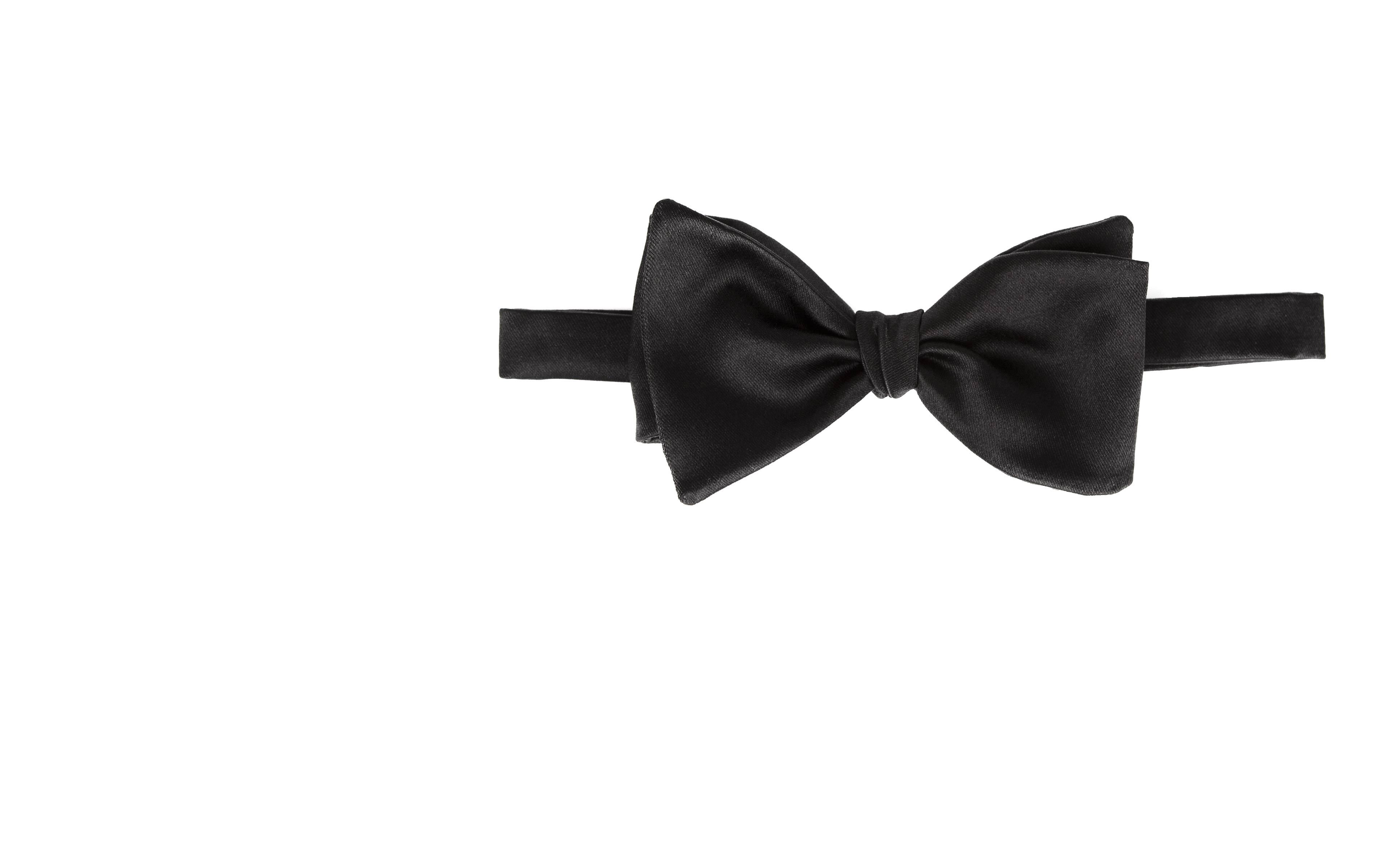 Black 100% Silk Bow Tie