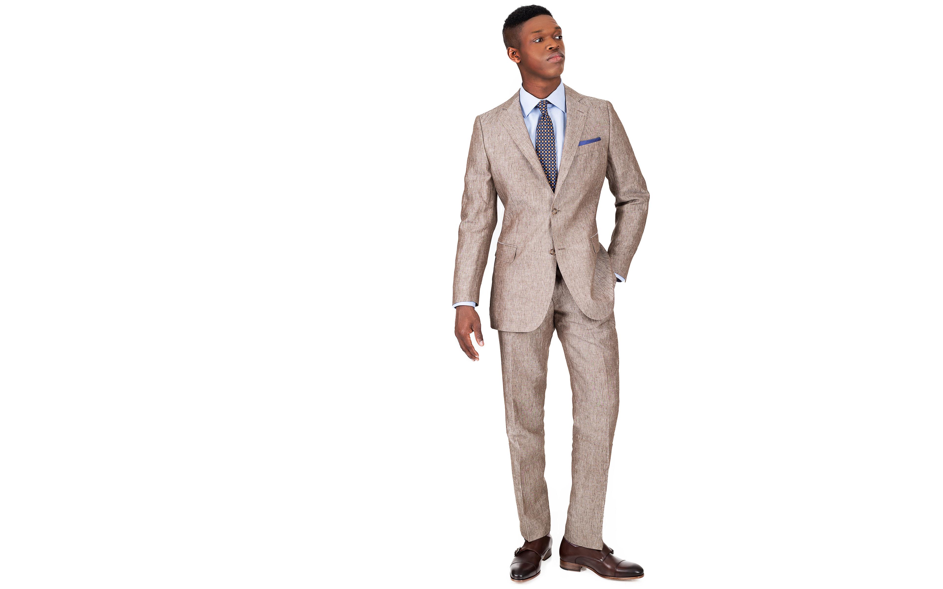 Suit in Khaki Linen