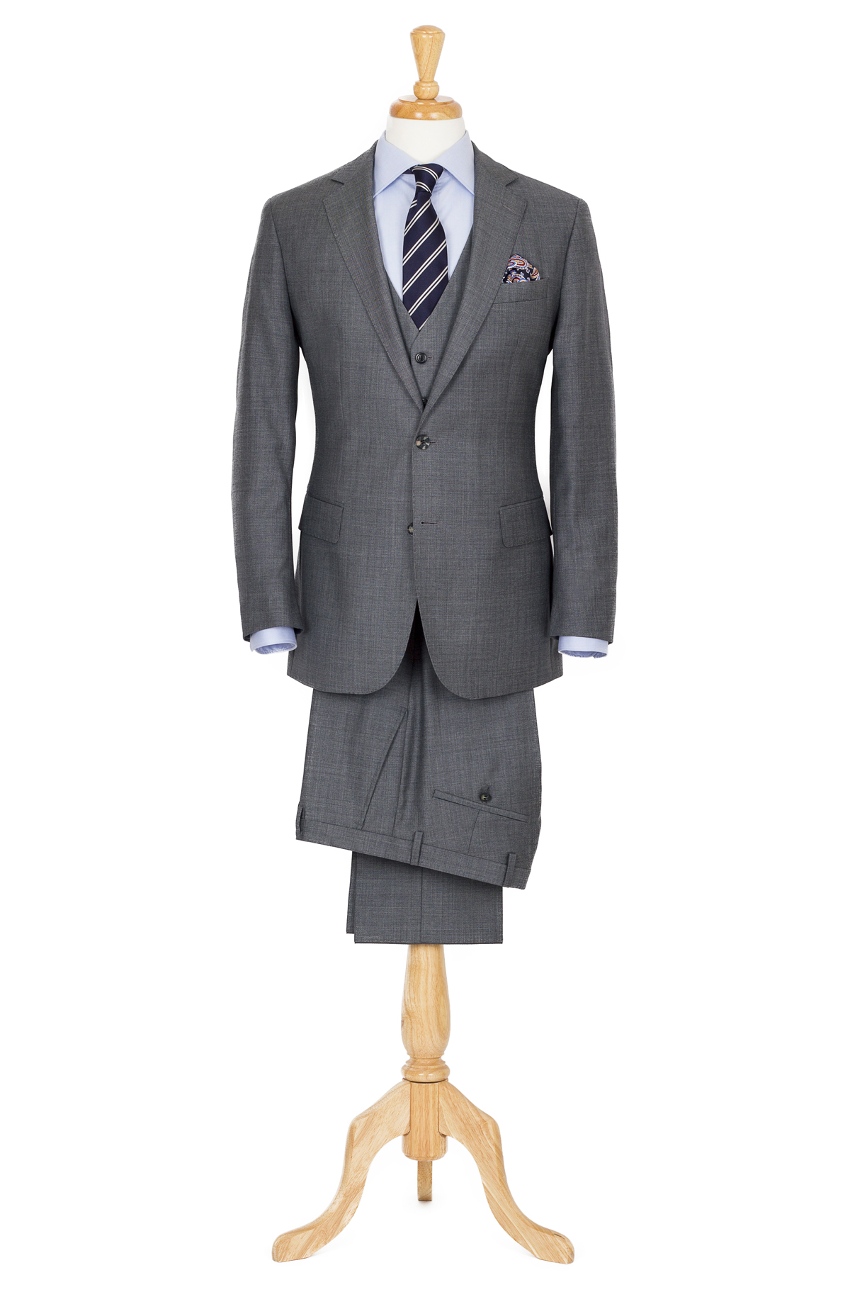 grey 3 piece suit styling