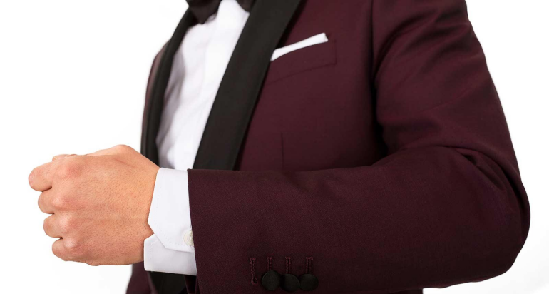 How to Pull Off a Maroon Suit: Styling Tips for Men